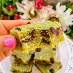 paleo gluten free dairy free healthy avocado chocolate chip cookie bars