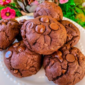gluten free and dairy free double chocolate chunk cookies