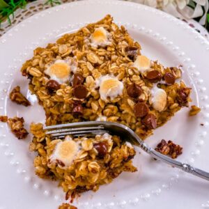 gluten free and dairy free s'mores baked oats