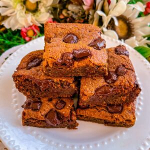 vegan gluten free dairy free healthy no refined sugar gingerbread cookie bars